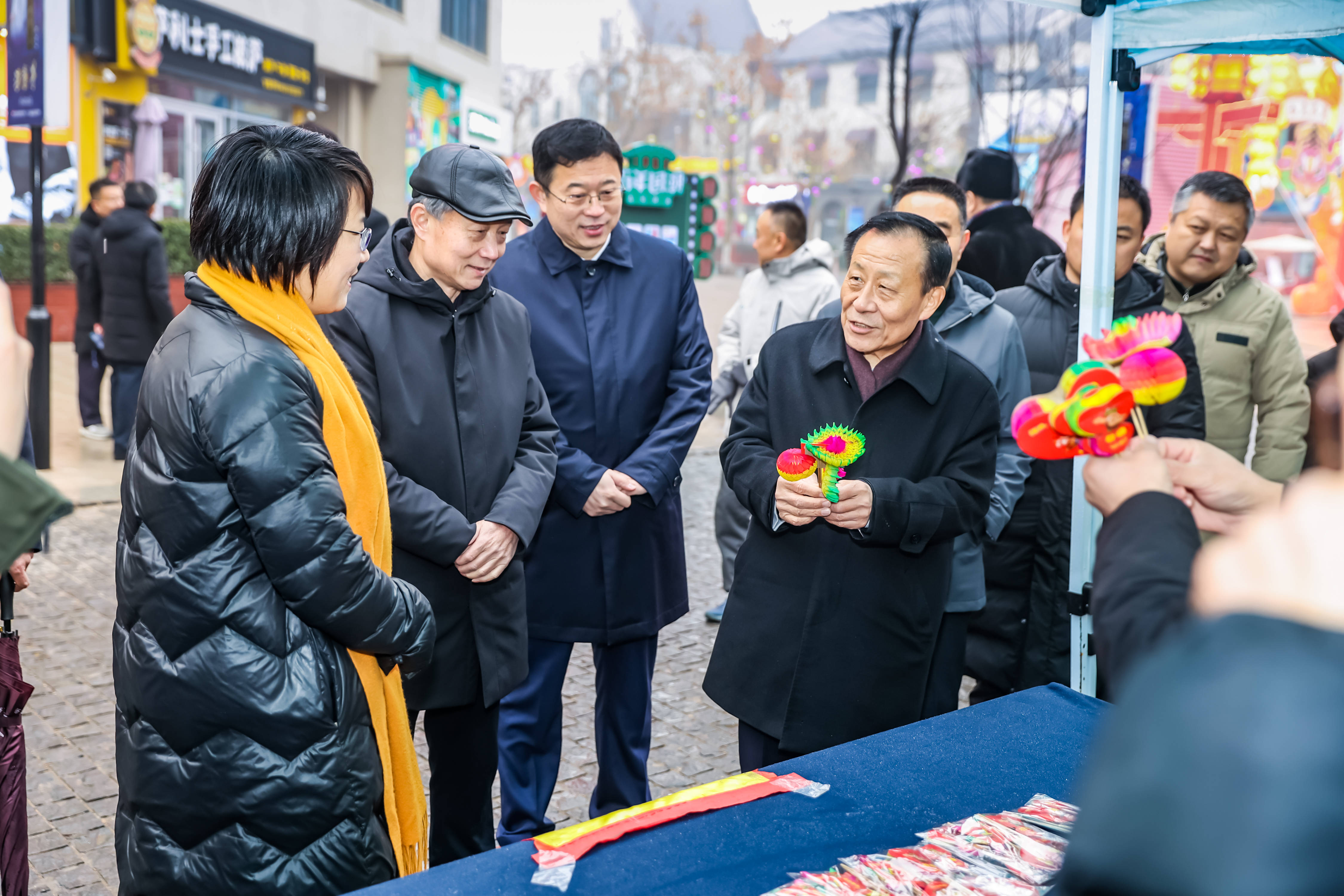 贺新春|赏花灯、迎瑞雪、过腊八、贺新春， 红红火火过大年活动在济泰两地火热启动！