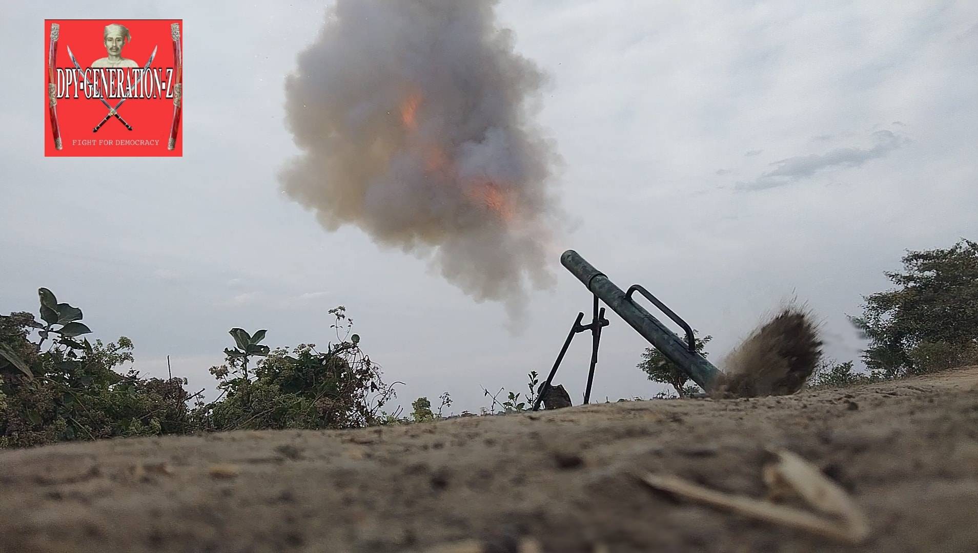 原创缅甸民间抵抗武装研制的60毫米手提迫击炮射程可达一英里