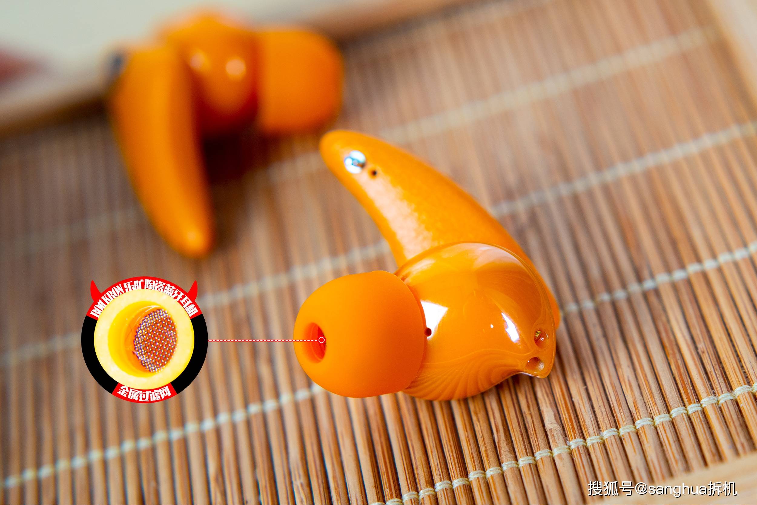 水中听音乐？乐旷陶瓷蓝牙耳机暴力测试