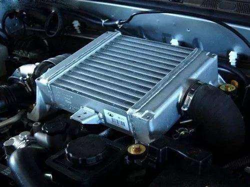 汽车中冷器是什么