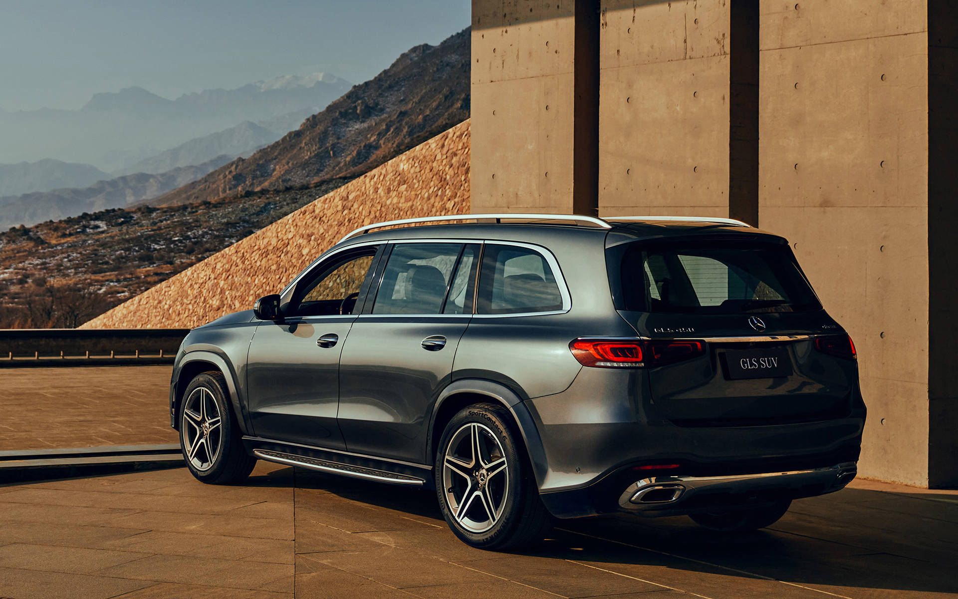 价格有升有降2022款奔驰gls正式上市售价10426万12856万元