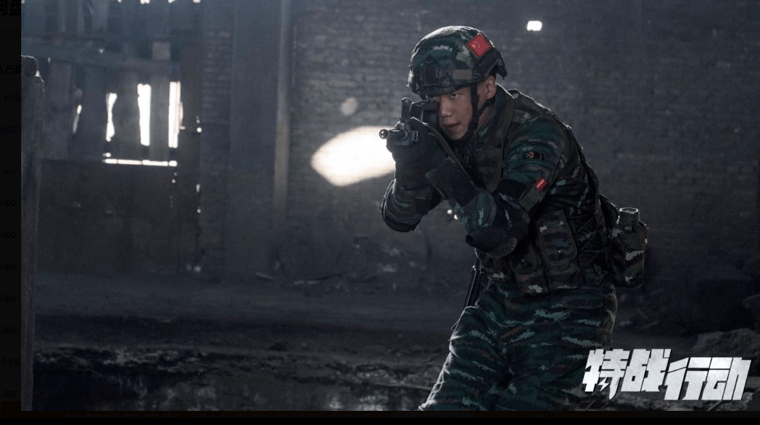 高戈在剧中饰演侦察兵郭小伟,凭借出挑严谨的业务能力与幽默开朗的