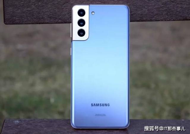 三星S22系列集体涨价 降价清仓的老款S21还值得买吗？