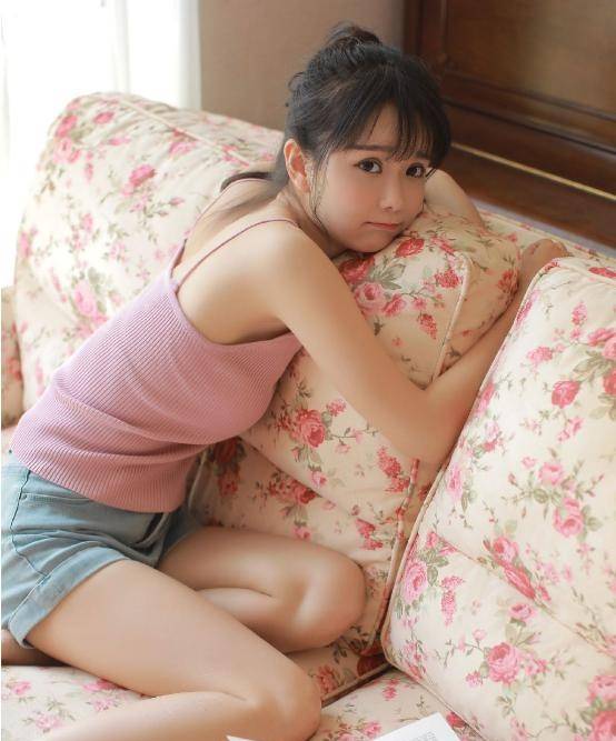 为啥日本的人有床不睡？喜欢睡在地板上？知道为何男人喜欢回家了