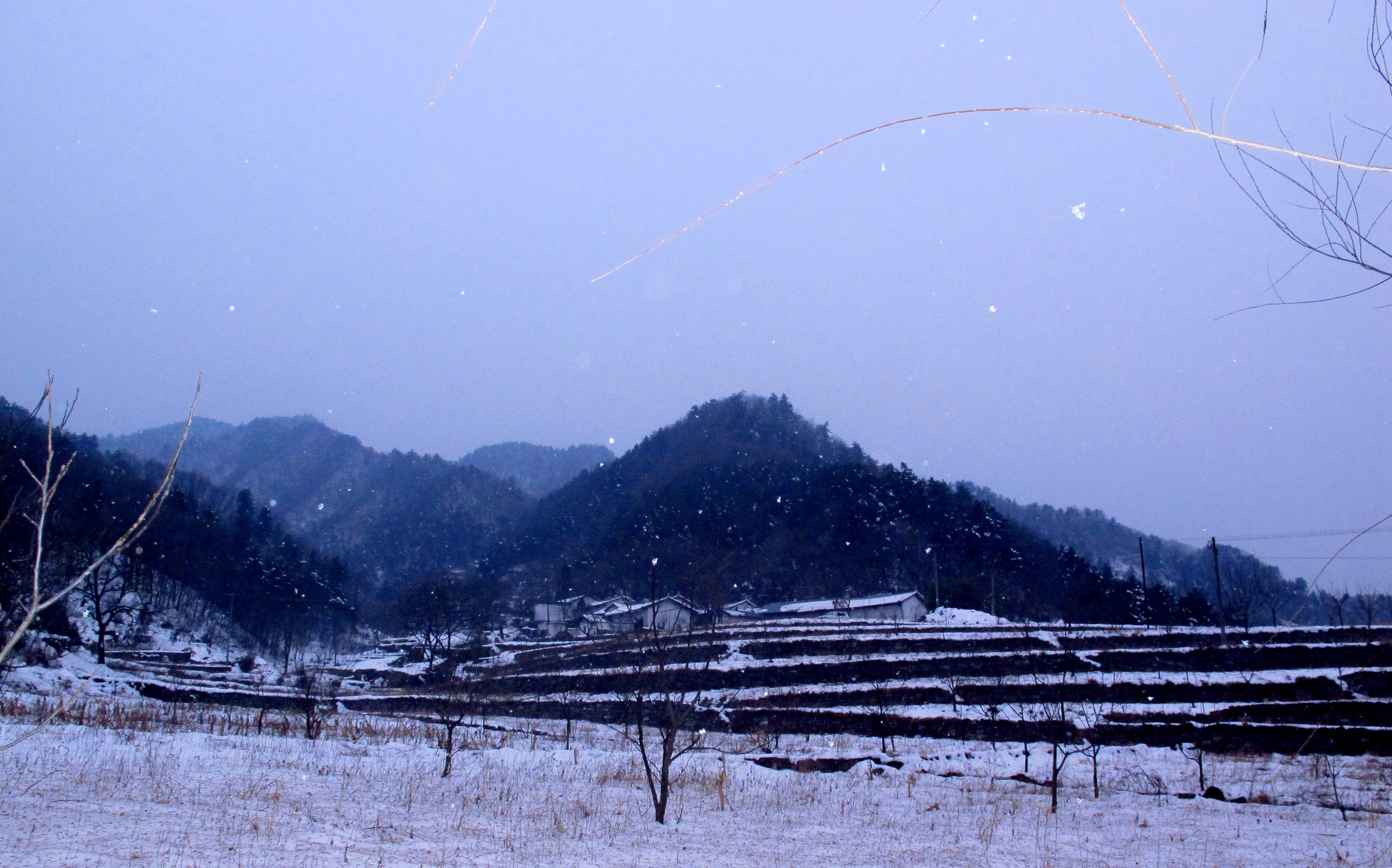 醉山河诗酒人生谁与共水云境界我独闲把卷闲吟风雅颂停杯醉赏竹松梅