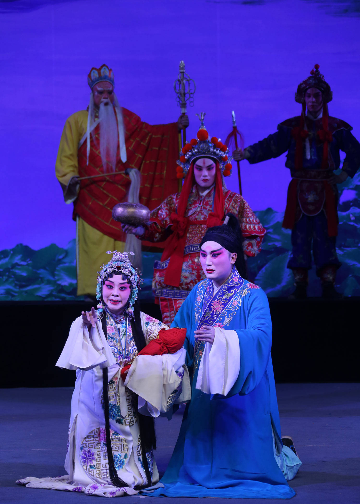 正月十六长治市上党梆子剧团在潞安剧院上演《白蛇传》剧照_传统_直播
