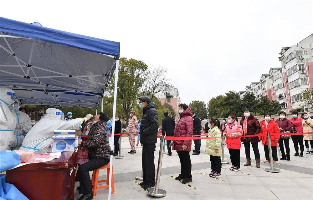 直击疫情防控下的吴江区"温暖"瞬间_核酸_采样_检测
