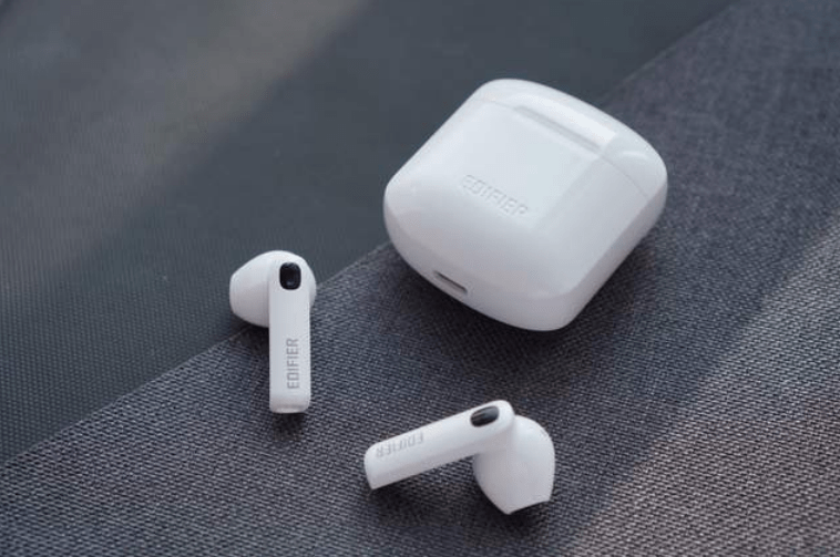 南卡和漫步者半入耳蓝牙耳机哪款好?2022高颜值蓝牙耳机推荐