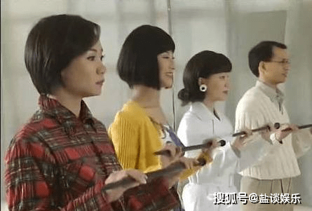 邓萃雯|亚视沉浮60载，最难忘的还是这4个女孩儿的“约会”