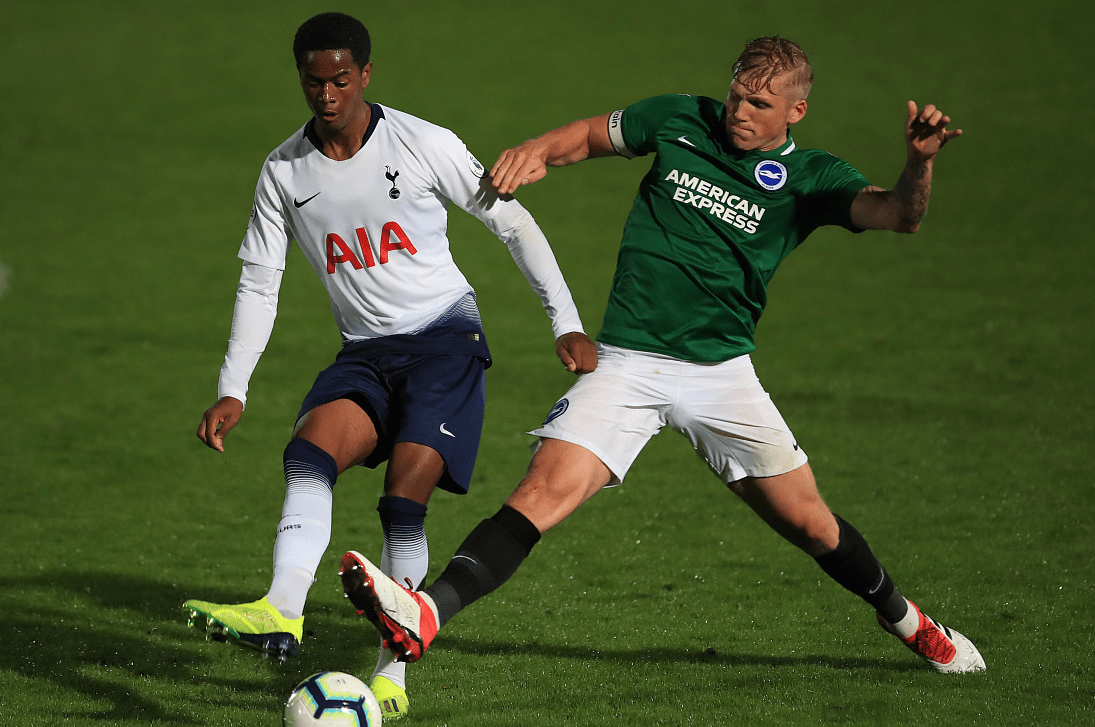 卓神开球英甲谢菲尔德星期三vs阿克灵顿