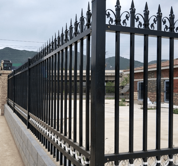 学校锌钢围墙防护栏庆城学校锌钢围墙护栏厂家