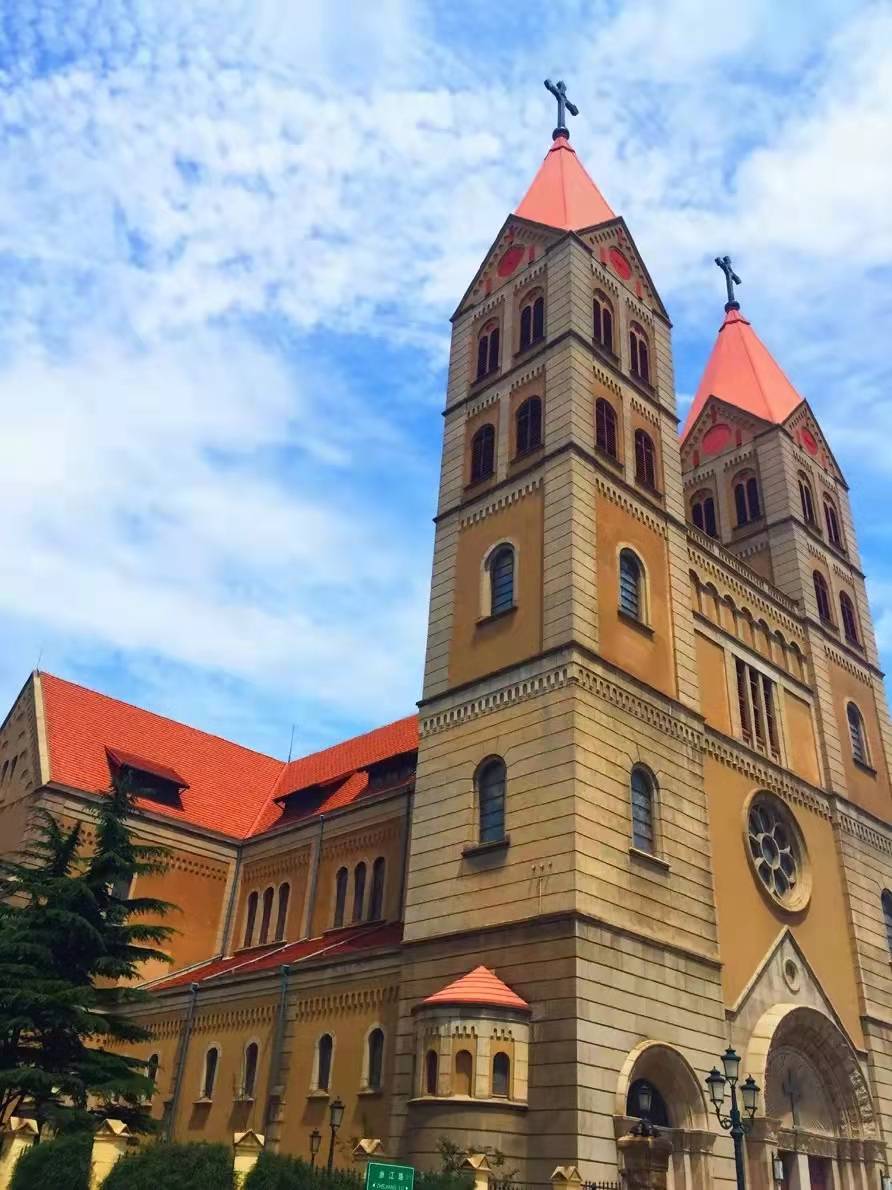 梦幻青岛圣弥厄尔大教堂