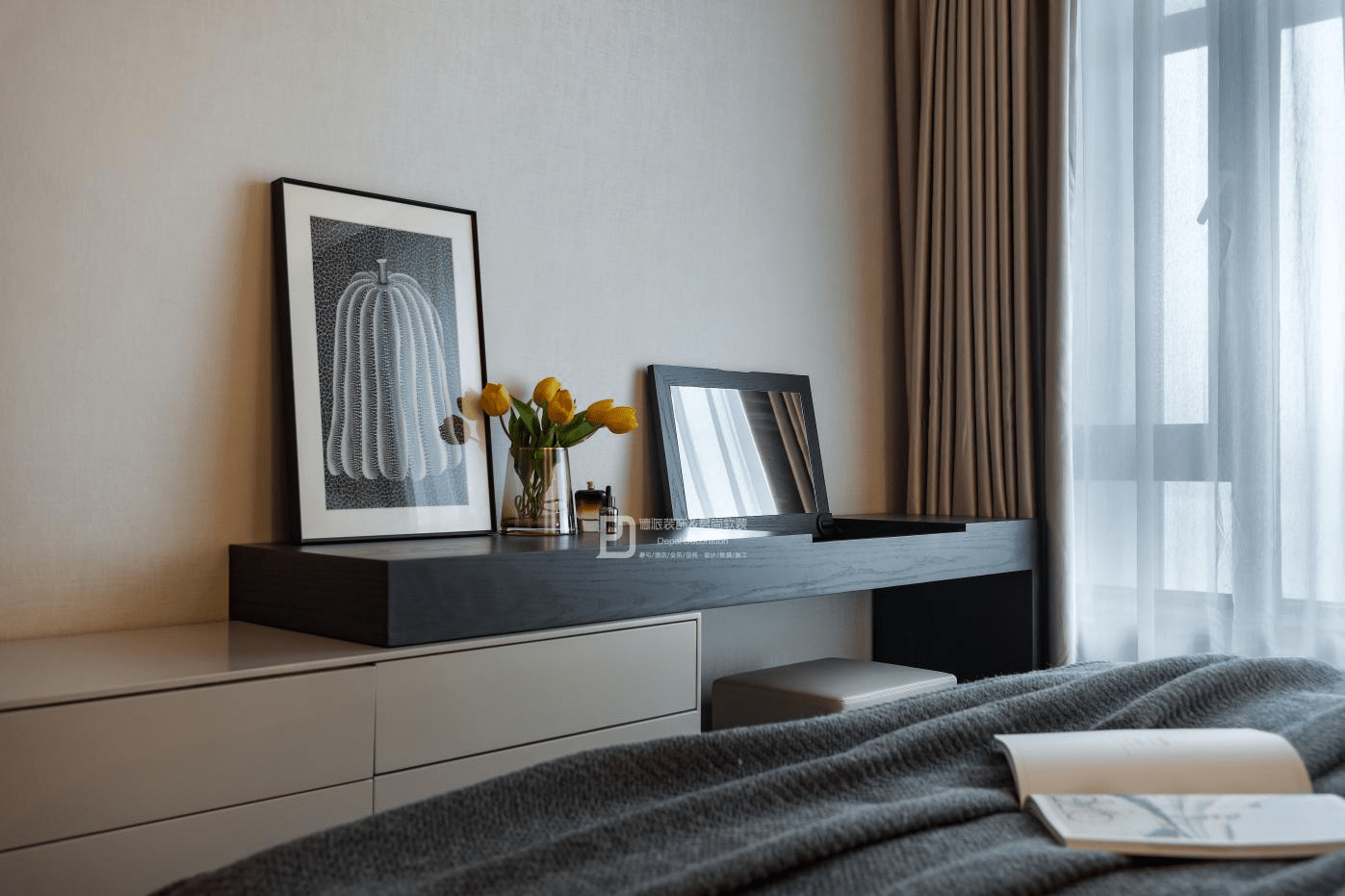 原创南山科技园展厅全屋柜类床尾柜