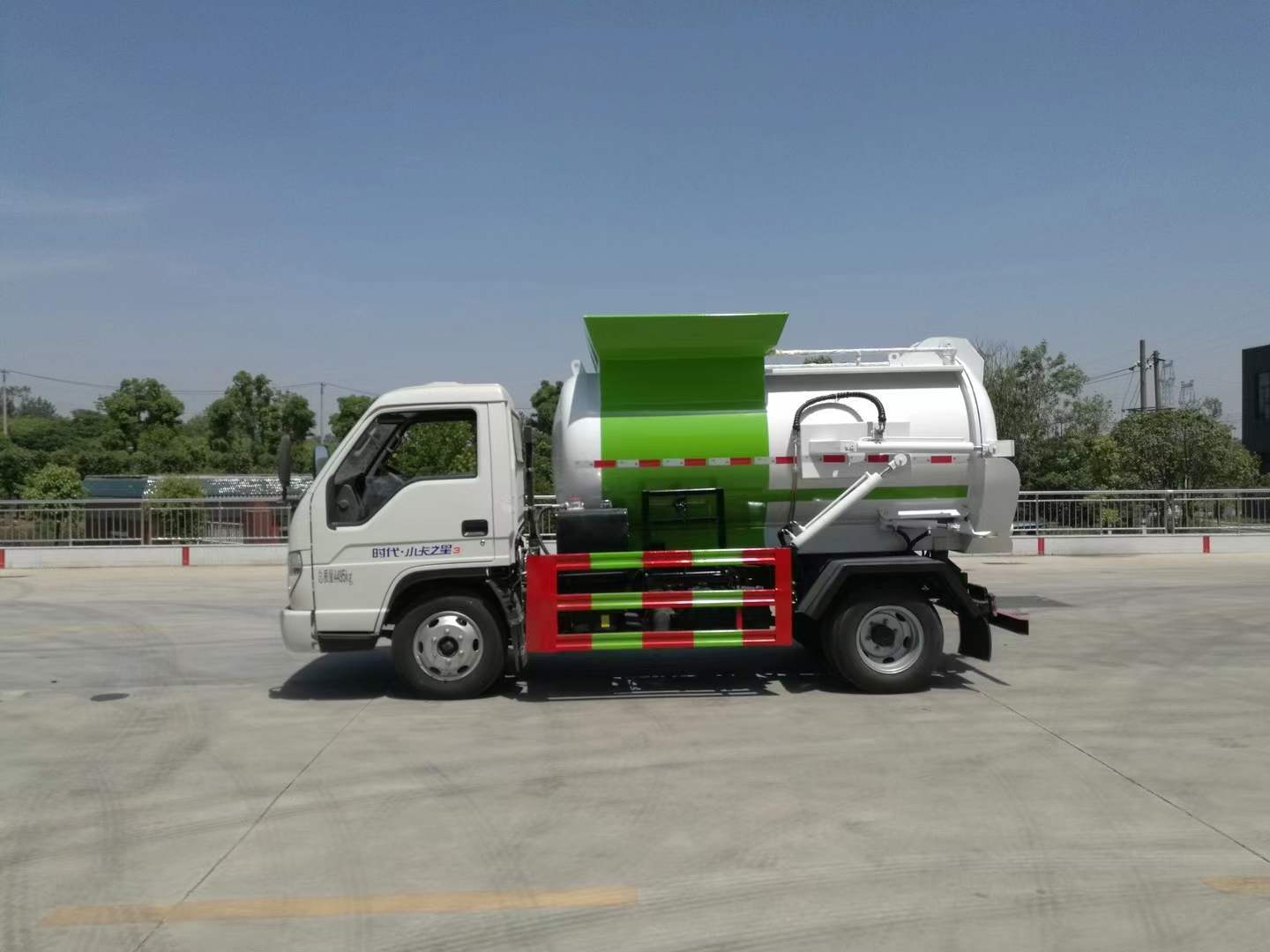 37方福田时代小卡之星厨余垃圾车