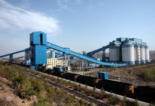 经资料审查和现场检查考核,乌海市华资煤焦有限公司滴力帮乌素煤矿