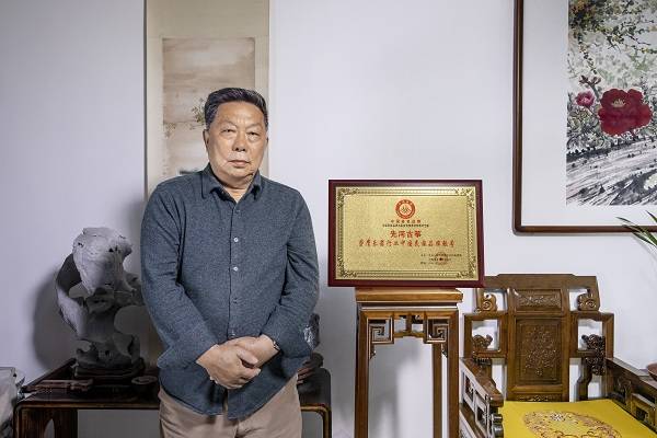 忆筝嵘01期先河古筝37年基业的创造者厂长卢玉平