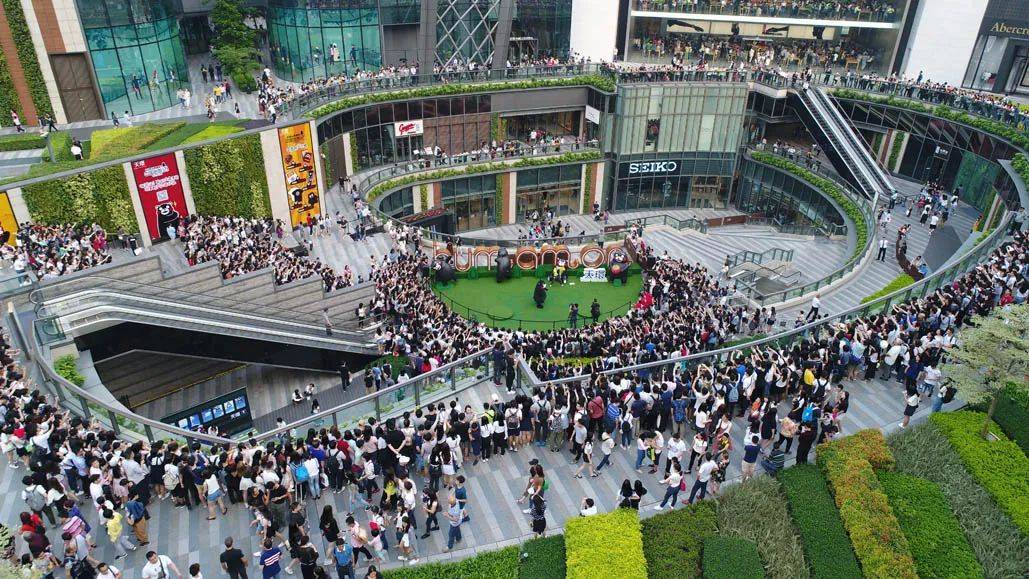 购物中心外广场设计有哪些形式 / 叮梆商业设计_空间_人流_座椅