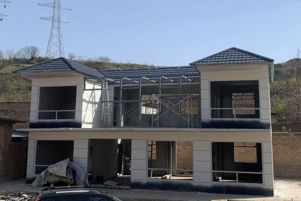 小编为大家介绍下镀铝锌钢瓦设计的屋面怎么样