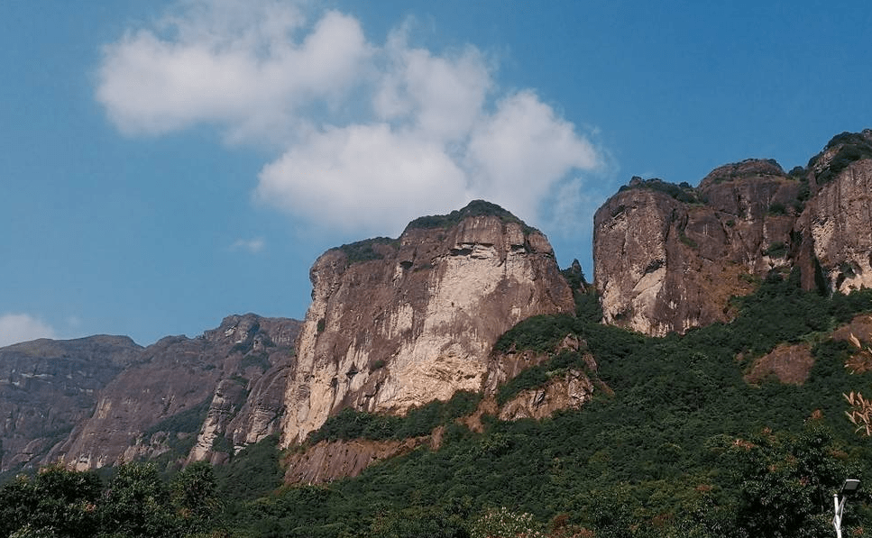 原創福建這座山號稱小黃山36大峰與黃山對應門票卻只要20元