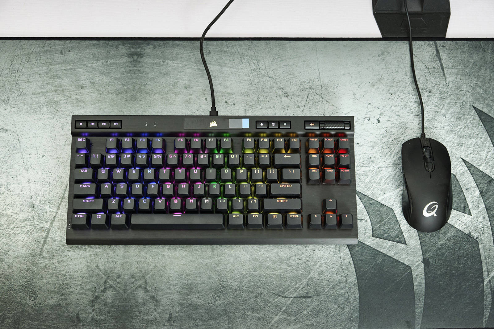 硬核电竞唯快不破,美商海盗船k70 rgb tkl opx光轴机械键盘