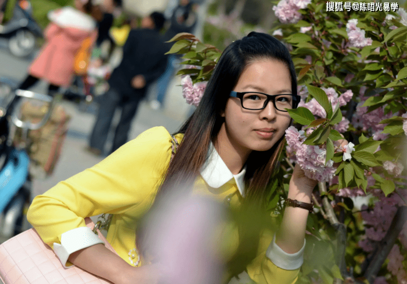 本就代表夺取福禄,福禄被夺,前半生以苦居多;至于人家说的,女人带驿马