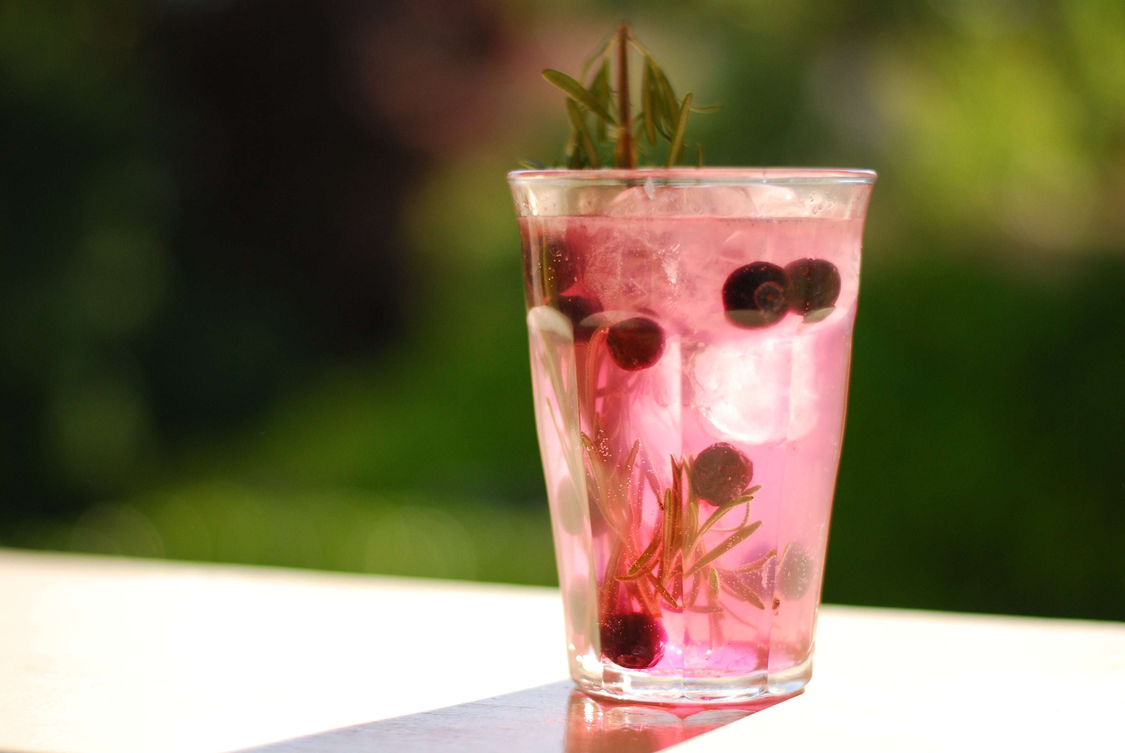 夏日适合糖友的饮品_俄版可口可乐系列饮料面世_中心_柠檬水