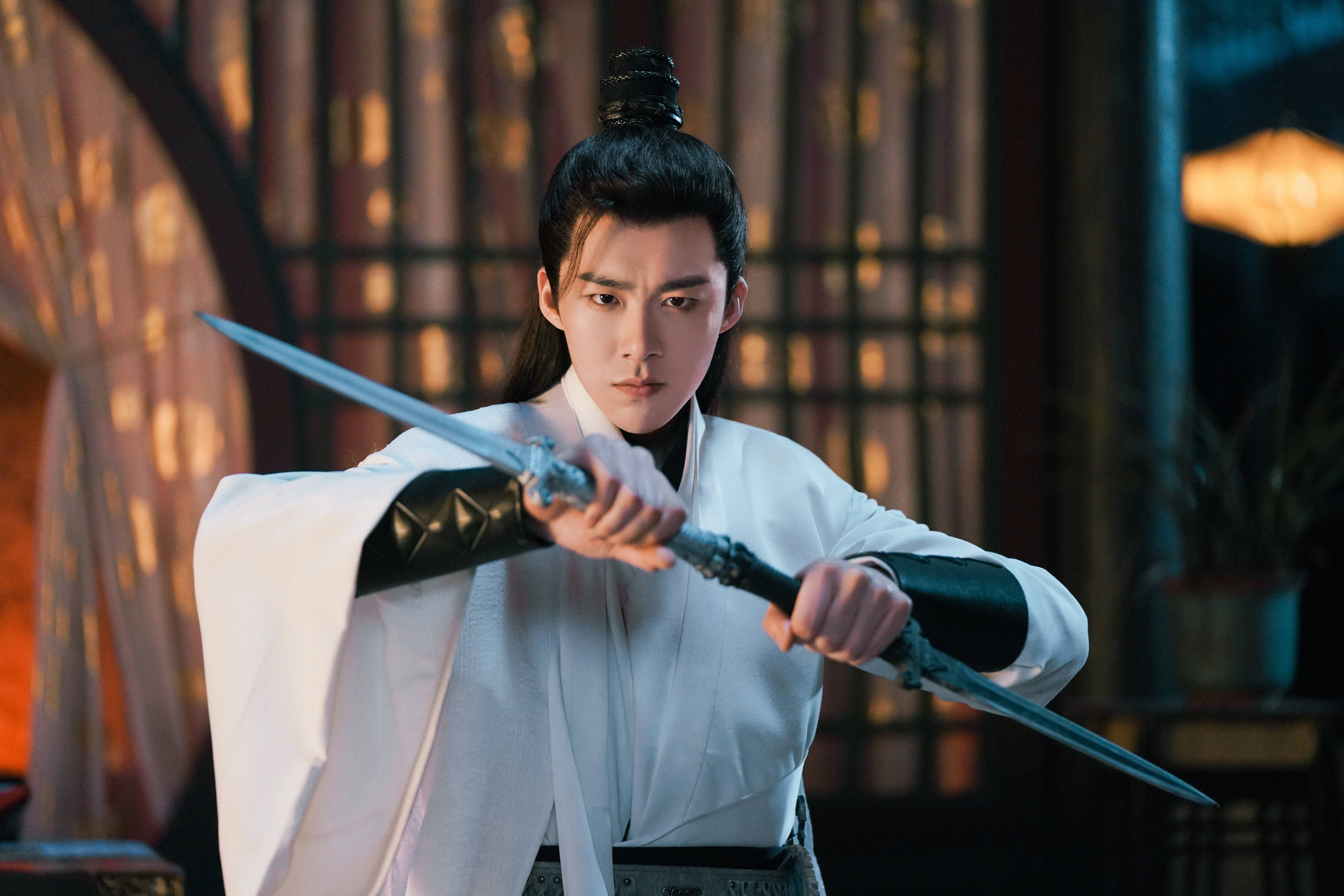 摩登兄弟刘宇宁献唱《说英雄谁是英雄》插曲 惊艳戏腔唱给白愁飞_凌云