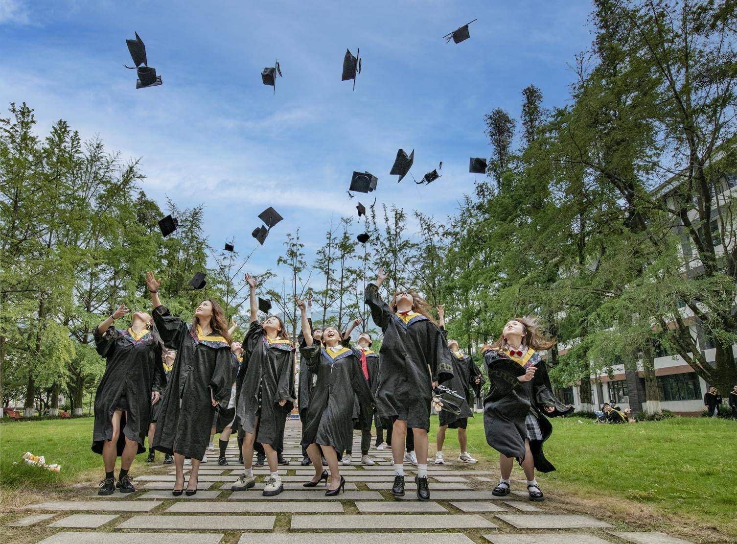 大学生照片青春活力图片