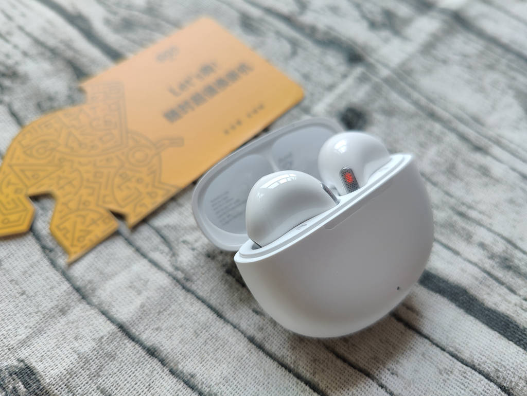 考后学子们就要轻装 qcy ailypods超mini 很上瘾_耳机_蓝牙_机身为