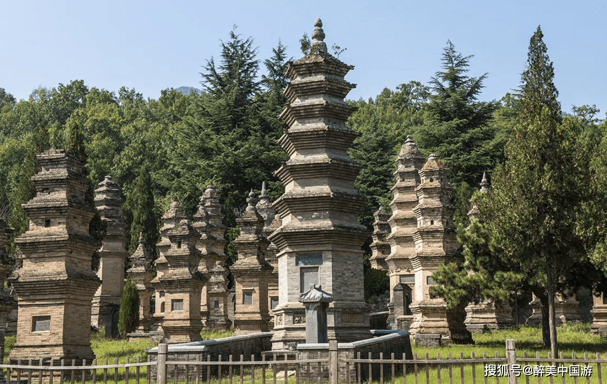 探访天下武林圣地少林寺，重温历史典故，叹为观止