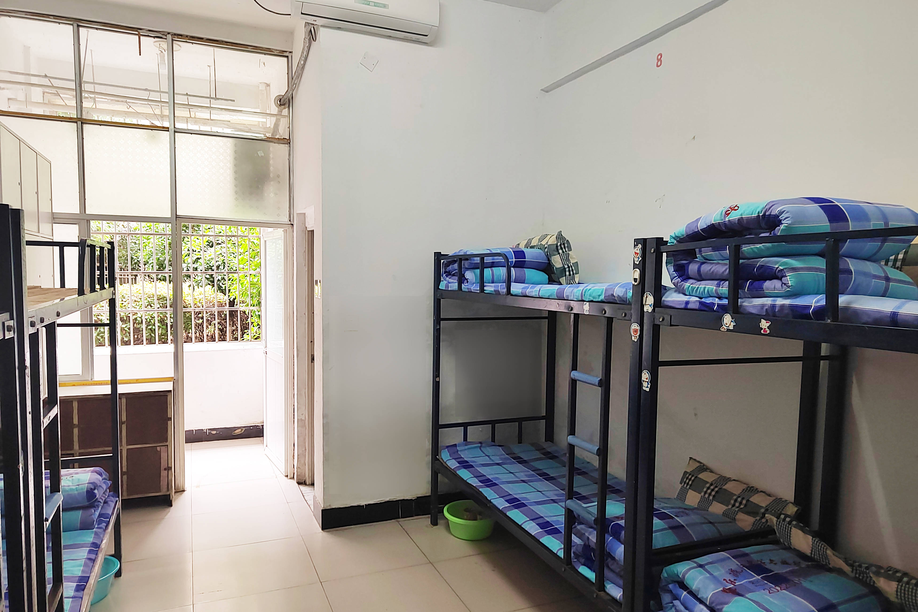 安庆皖江中等专业学校圆满完成2022年中考考生食宿接待工作