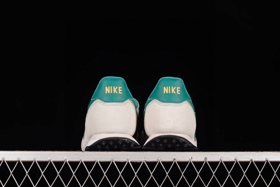 耐克nikewaffletrainer2ess华夫格灰绿麂皮跑步鞋