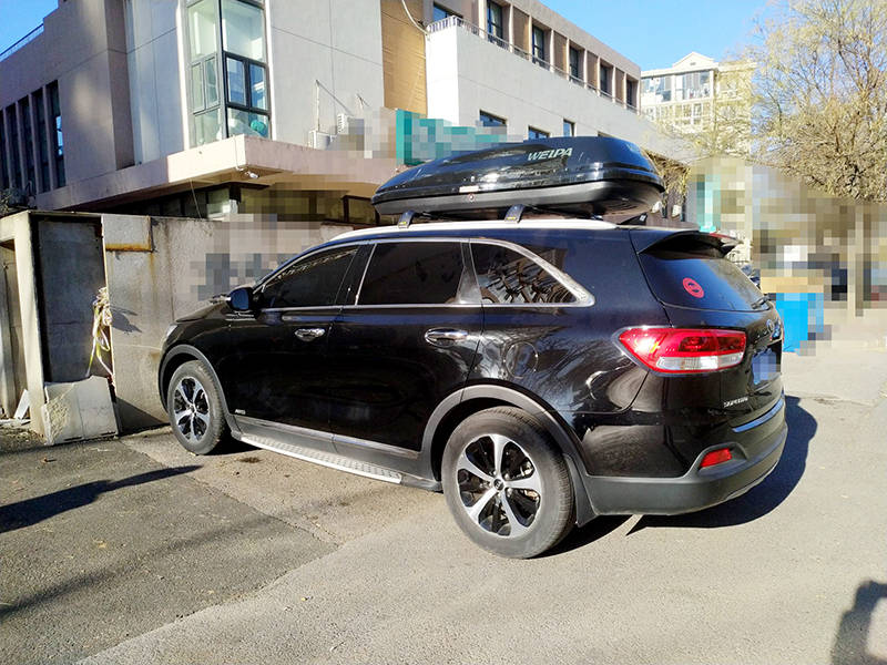 起亚索兰托L搭载韦帕车顶行李箱 山系列车顶箱_搜狐汽车_搜狐网