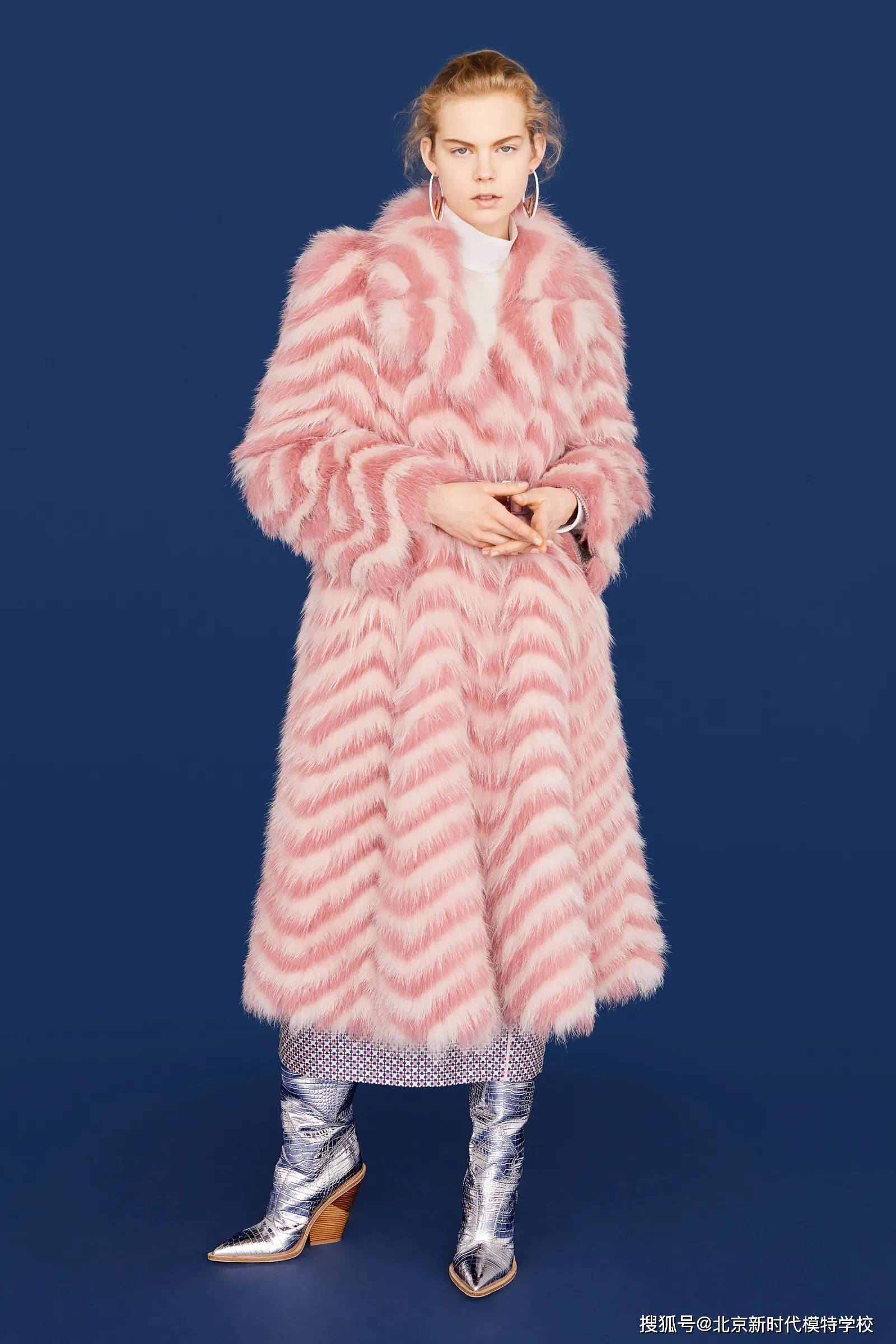 克劳馥cindy crawford等人,身高都在175厘米左右.