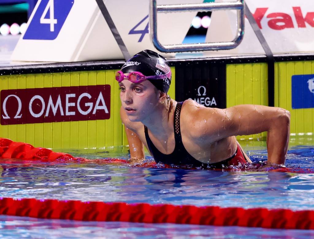 雷根·史密斯(regan smith),2002年2月9日出生,美国女子游泳运动员.