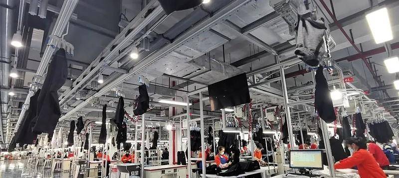 走进安踏安踏参访福建安踏晋江工厂参观考察学习安踏创新原动力