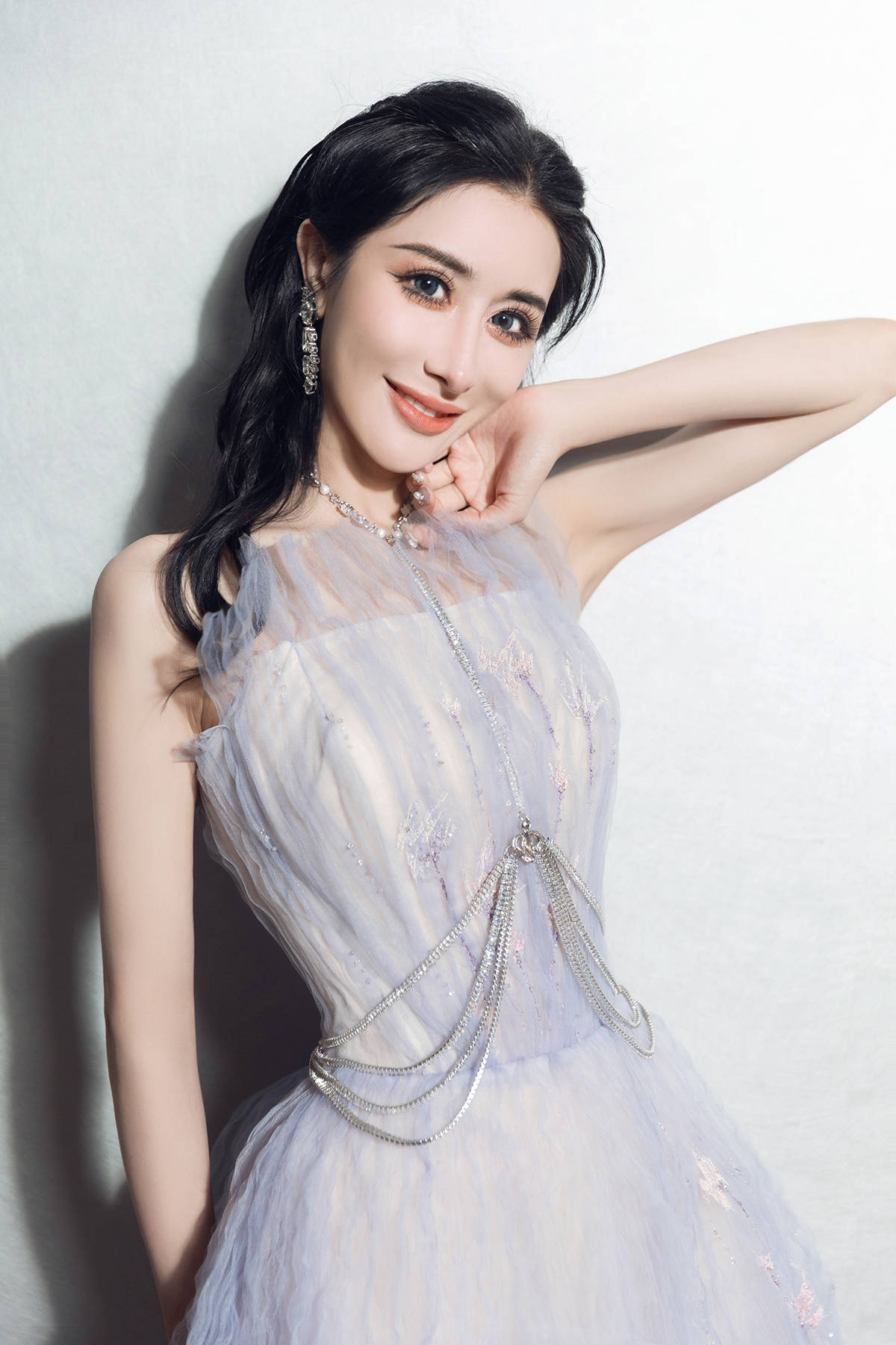 演艺新星刘心艺未来可期敬请期待