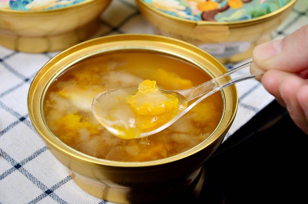 健康养生必备所需金耳羹,滋补美颜金耳藜麦粥,双效