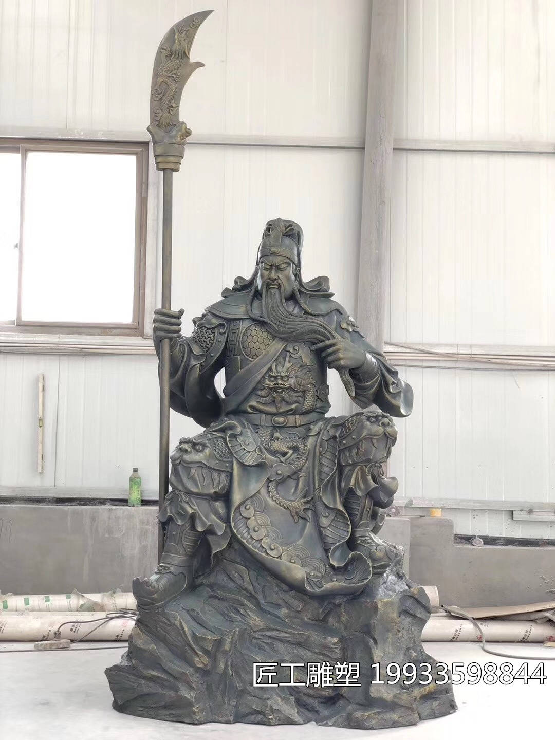 关公雕塑玻璃钢武圣关羽雕像玻璃钢雕塑厂家定制_搜狐网