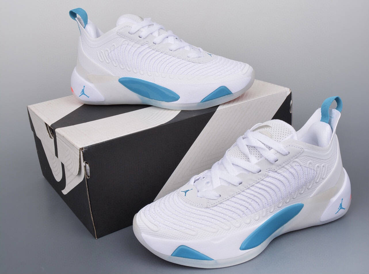 乔丹 jordan luka 1 zoom separate 东契奇签名篮球鞋