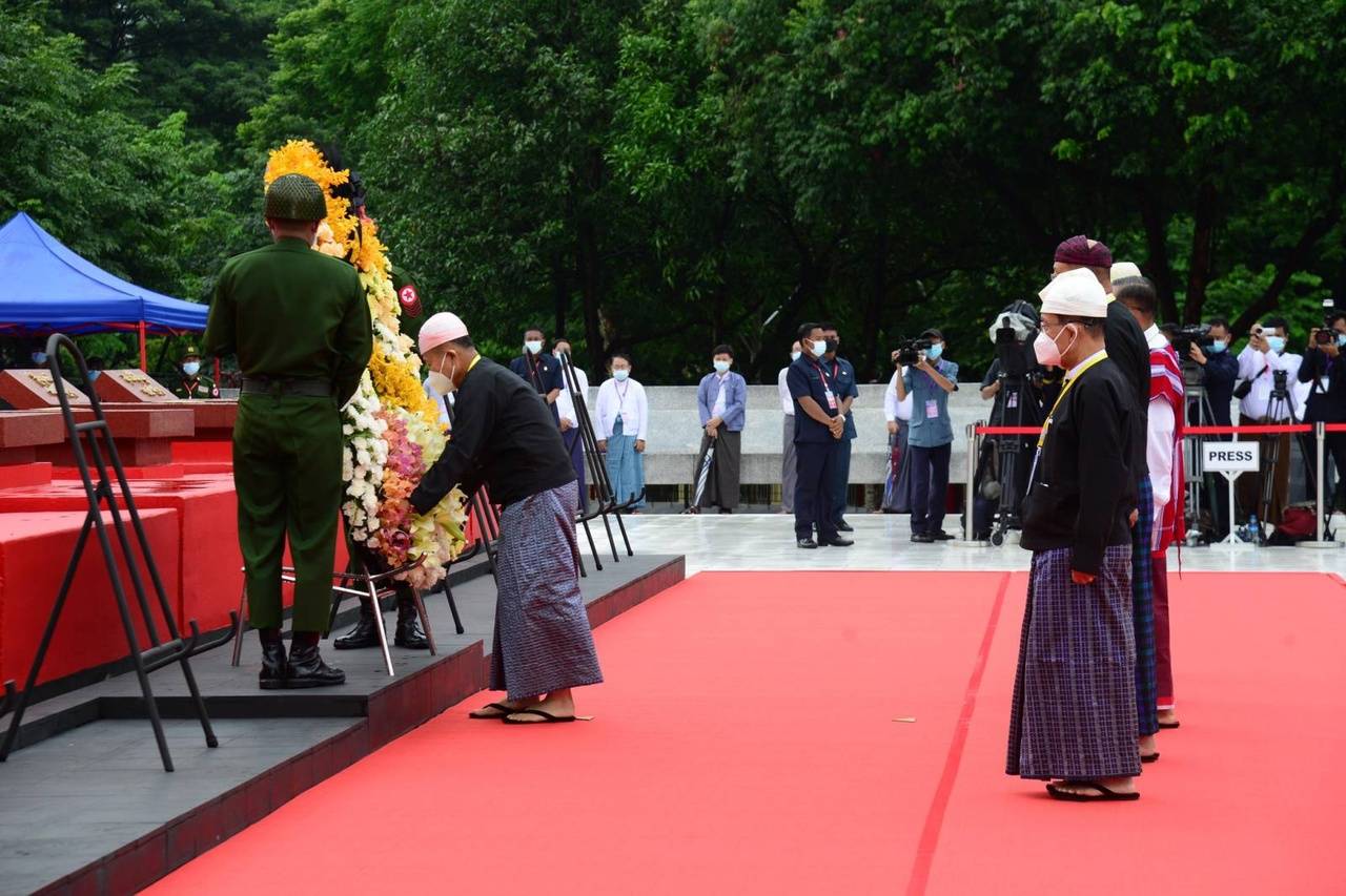 缅军副总司令梭温副大将出席第75个烈士节_缅甸_maung_仰光