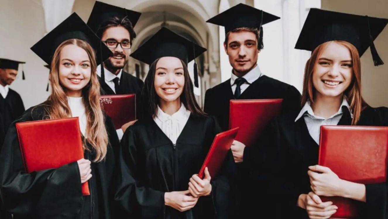 国外博士学位好申请吗