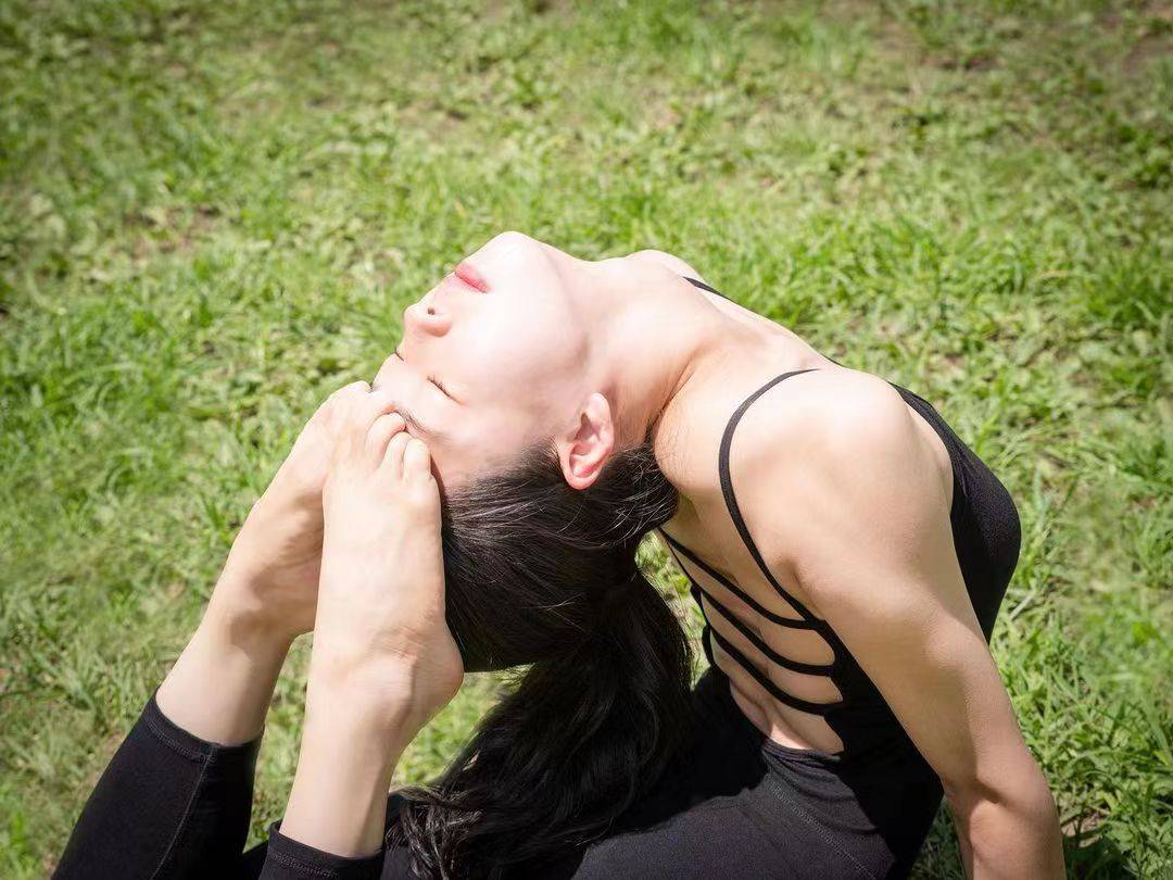 liforme丨瑜伽犁式及变化体式的练习方法讲解