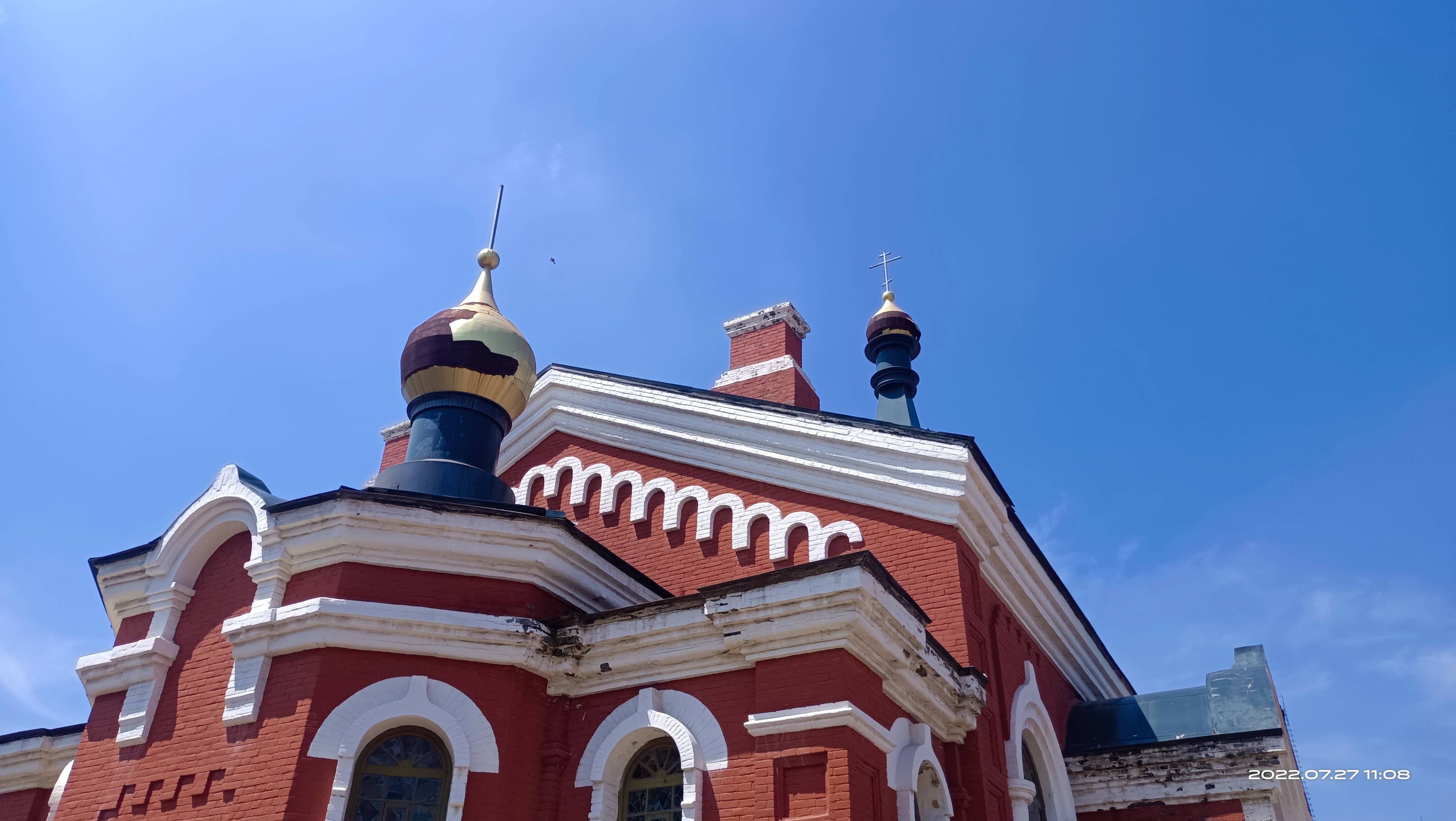 伴随着中东铁路的铺设与开通,大批俄国东正教徒进入中国东北,东正教也