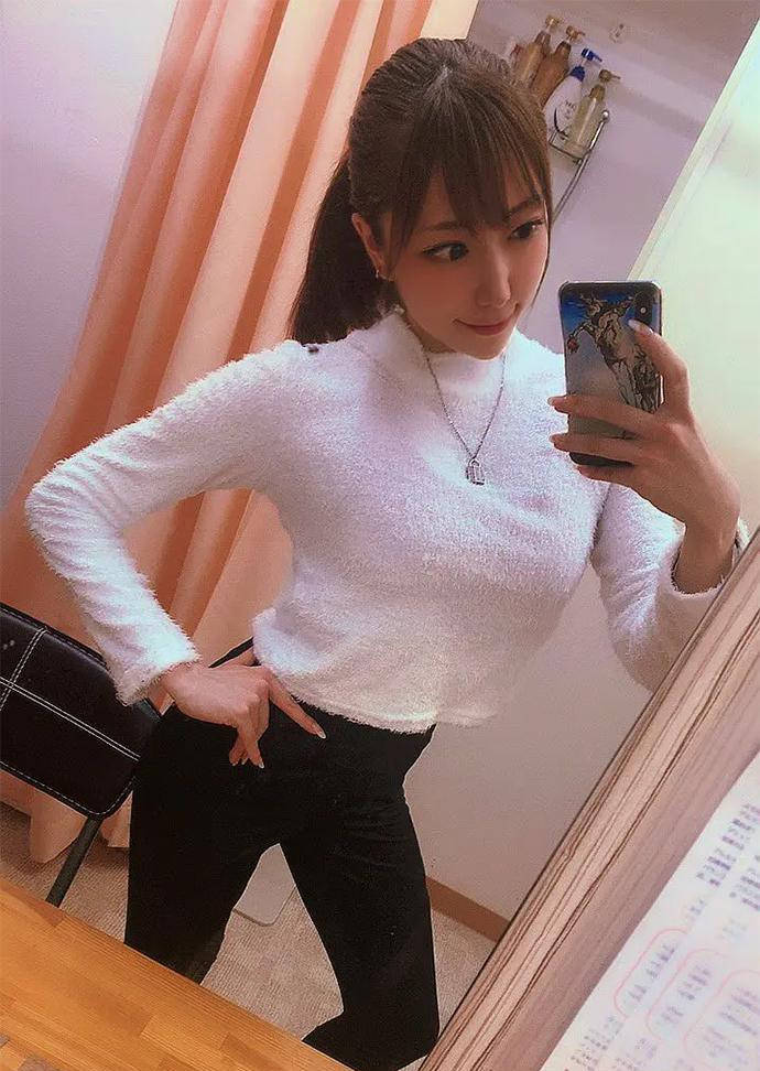 每日一悠七海蒂娜从漫画茶餐厅里走出的偶像