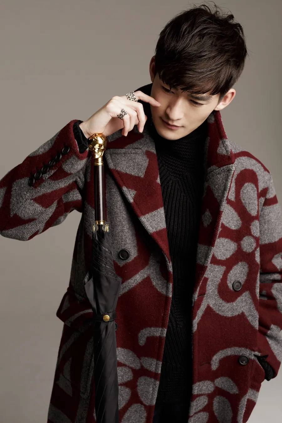 影视剧演员张翰时尚图集