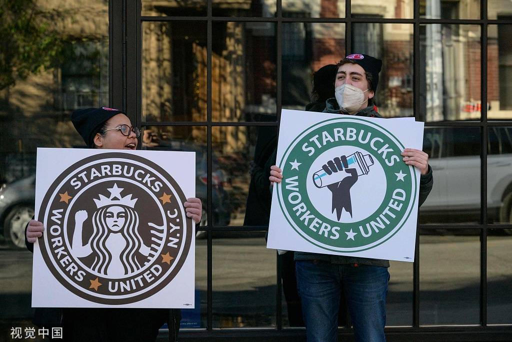 Who Was The Starbucks Employee Caught Stealing 星巴克员工在美国100多家门店举行罢工-搜狐大视野-搜狐新闻