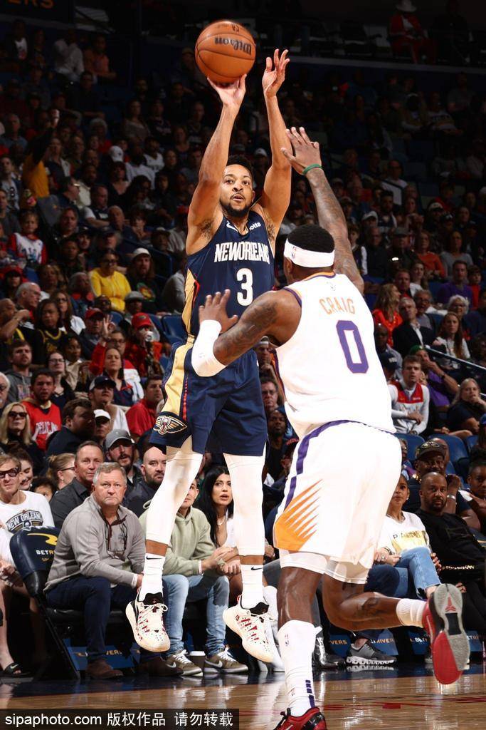 NBA常规赛布克三分雨爆发刷新个人赛季新高