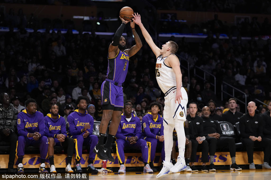 湖人掘金激战正酣 季后赛预演巨星碰撞紫金军团能否逆袭丹佛高原主场