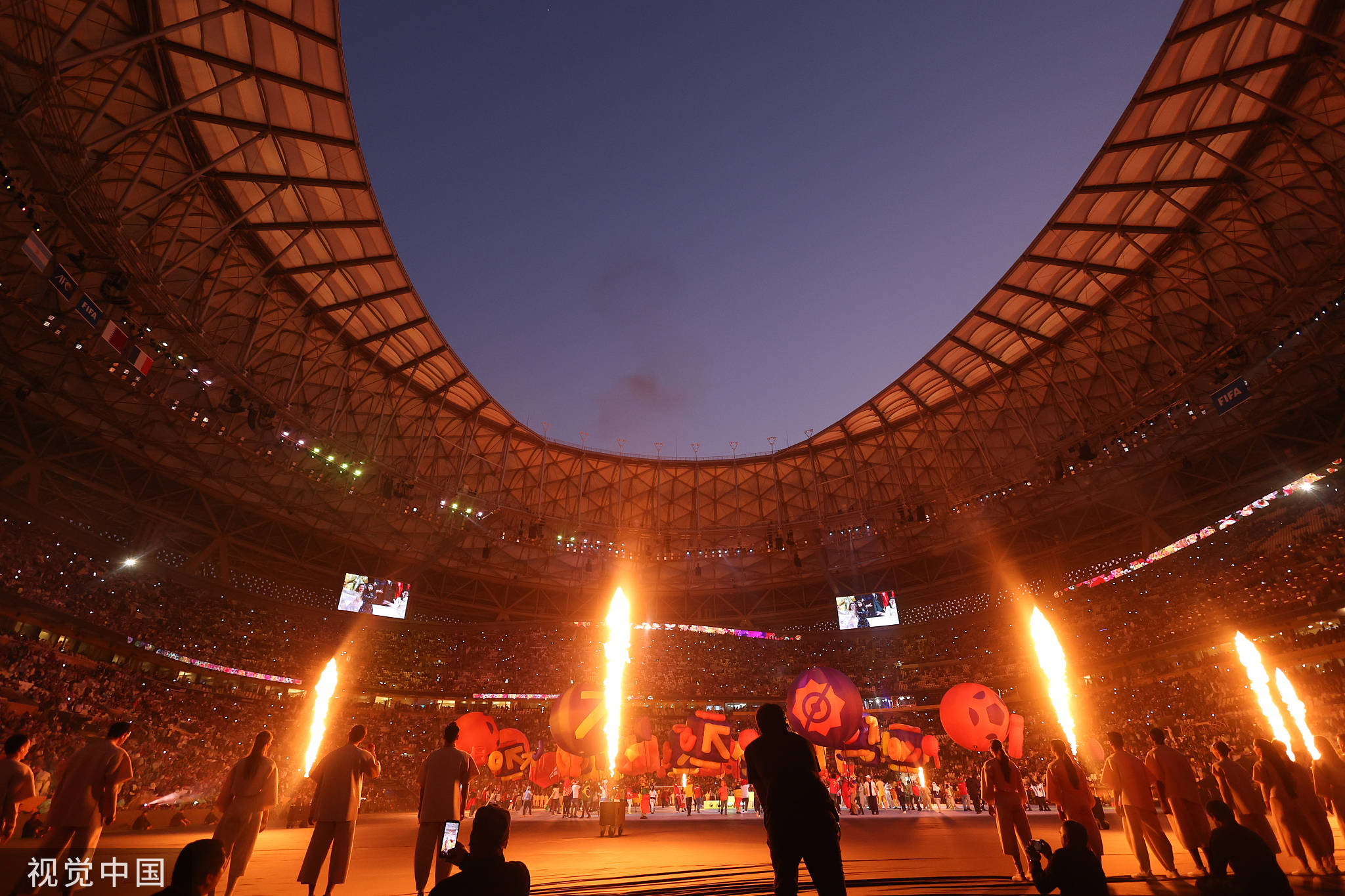 图集：卡塔尔世界杯闭幕式燃情上演，谢谢你，卡塔尔！_东方体育